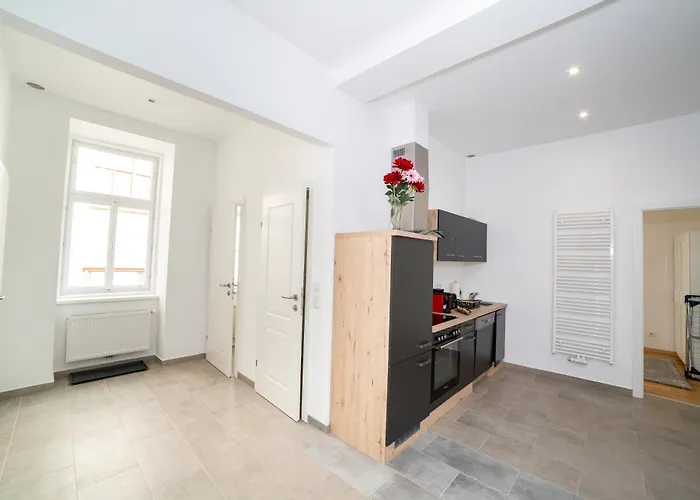 3 Bedroom Long-term With Free Parking דירה וינה